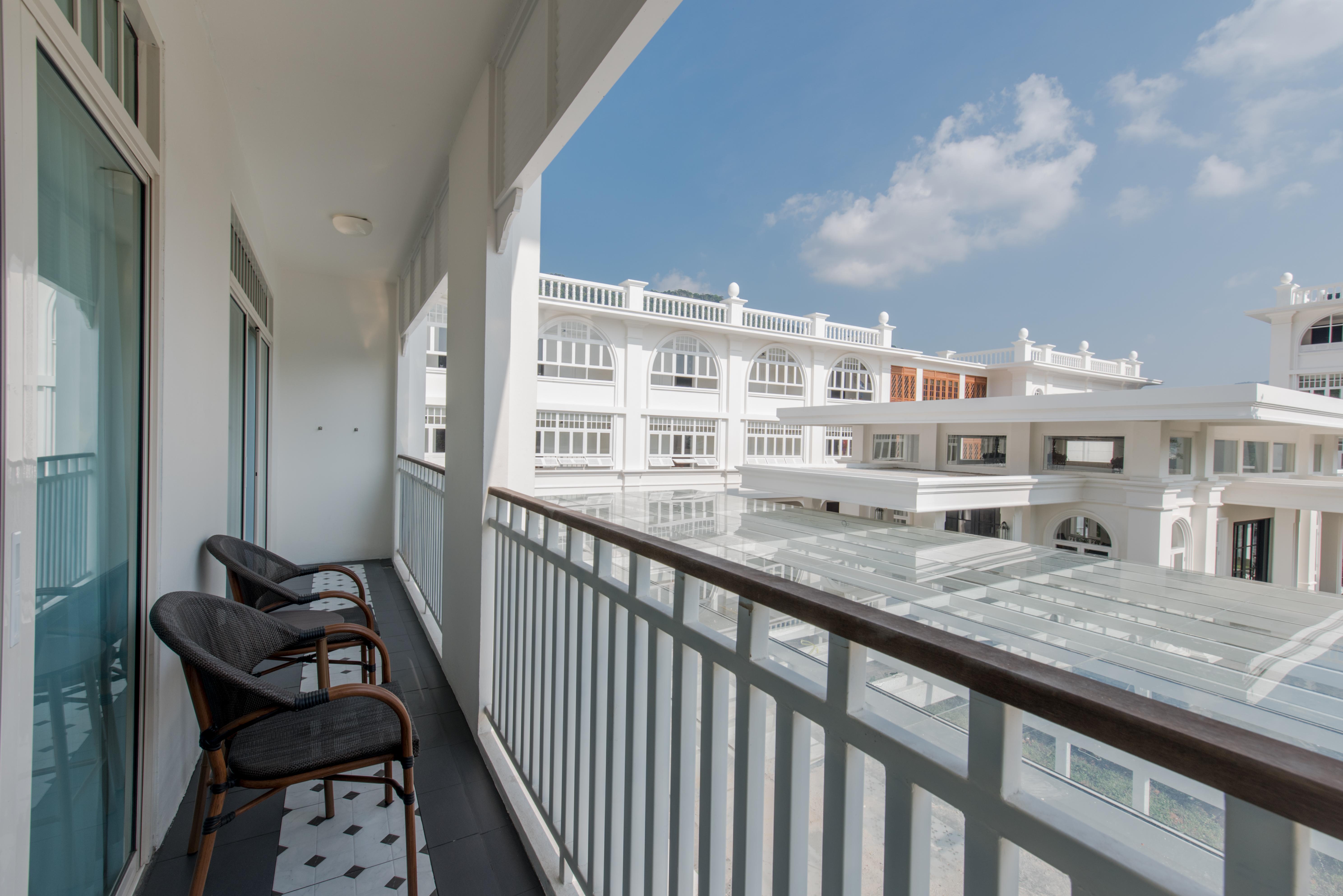 Marina Gallery Resort-Kacha-Kalim Bay By Sugar Marina Boutique Hotels Patong Exterior foto A balcony